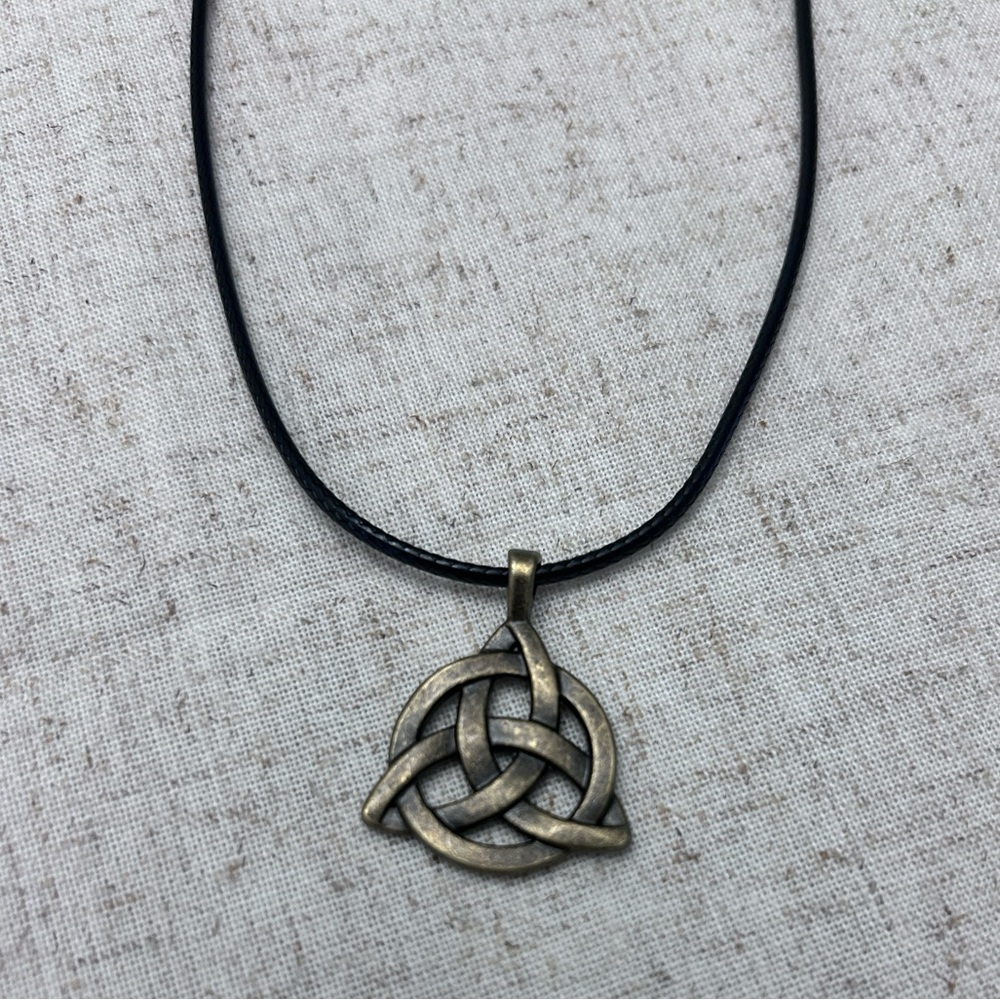 Celtic Knot Triquetra Necklace – Black Cord Pendant